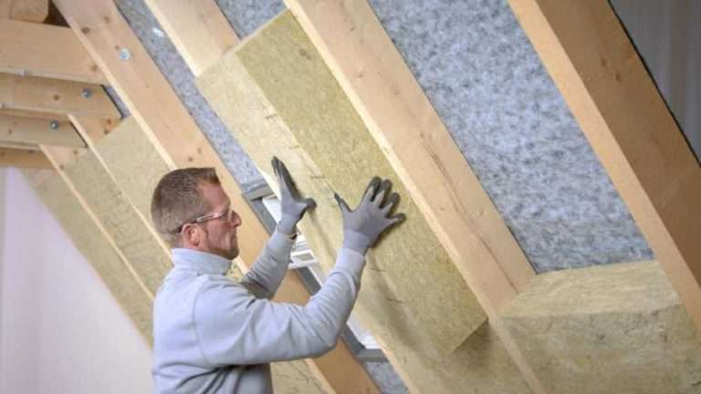 La rehabilitación de la envolvente de las viviendas permite ahorrar más de un 50% en el recibo de la luz