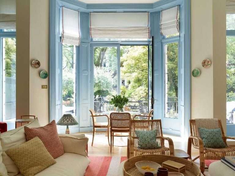 Studio Beleta lleva el mediterráneo a una acogedora vivienda victoriana en Londres