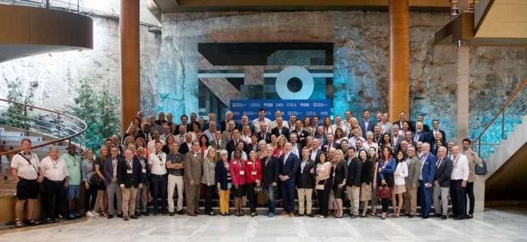 Los agentes inmobiliarios son cohesionadores de la sociedad y deben mantenerse formados