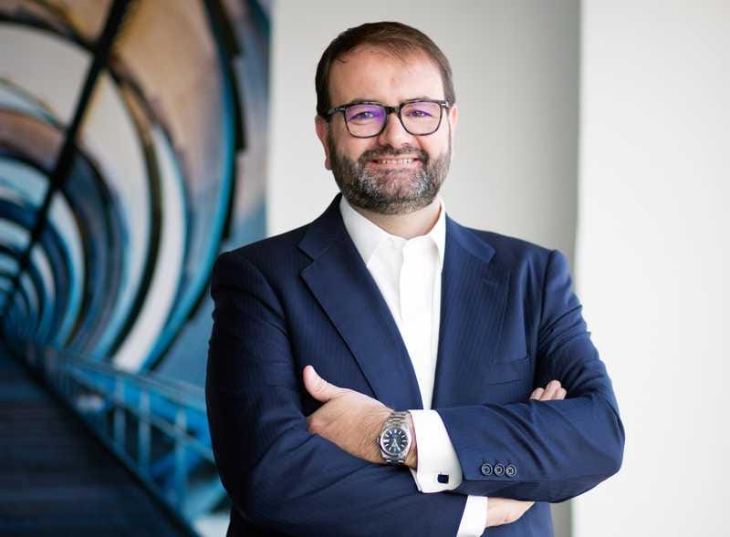 roberto rey presidente y ceo de gloval