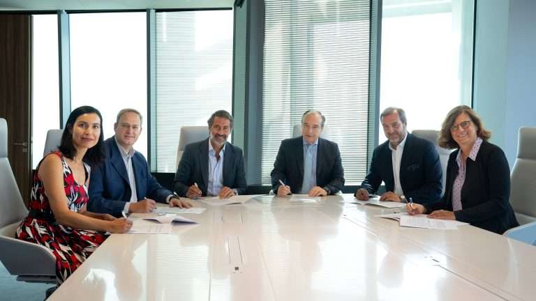 CEOE, Fundación Telefónica, KPMG, LinkedIn, Microsoft y Universia se unen para mejorar la empleabilidad y el talento en España