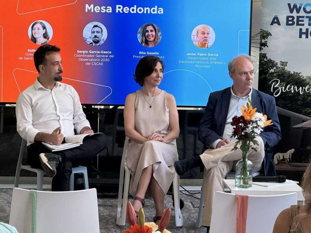 EL BARÓMETRO DE LOS HOGARES SAINT-GOBAIN 2024 REVELA QUE LOS ESPAÑOLES SON CADA VEZ MÁS EXIGENTES CON SU VIVIENDA