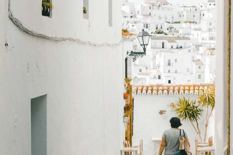 Cádiz continúa siendo la capital con el precio del m² más elevando de Andalucía