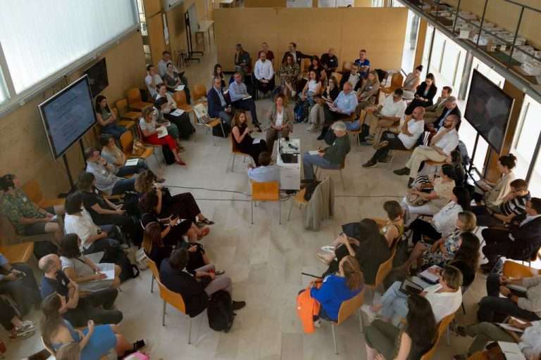 Expertos reclaman cambios para la descarbonización en 2030