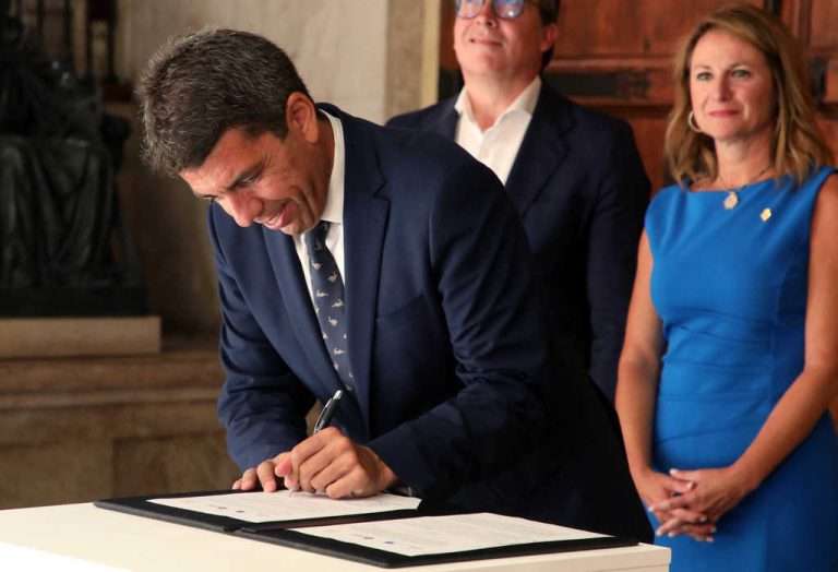 Carlos Mazón: "El proyecto Armonia Green Comunidad Valenciana generará una inversión de 1.425 millones de euros y 1.200 empleos"