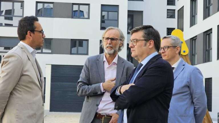 El Ayuntamiento finaliza la construcción de 120 viviendas de alquiler asequible en Villaverde