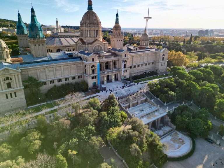 Renovación de las emblemáticas escaleras de Montjuic