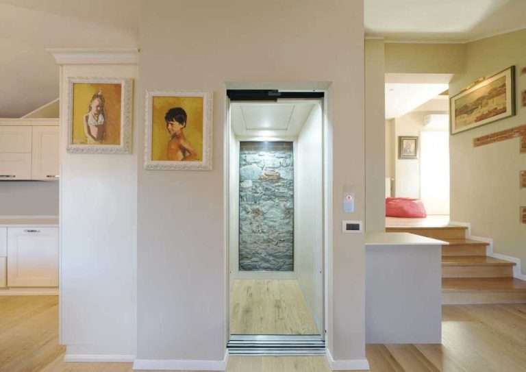 KONE lanza una nueva línea de salvaescaleras y elevadores