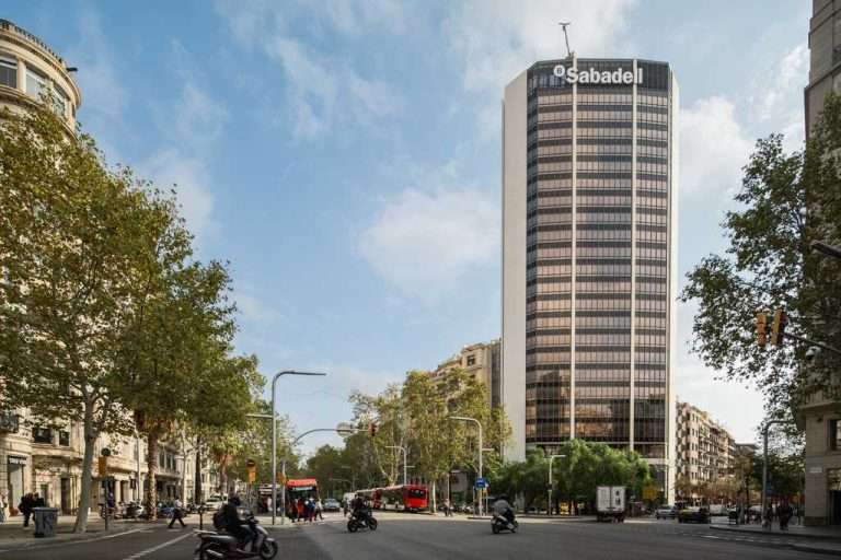HINES INAUGURA DIAGONAL VERTICAL, LA TORRE DE OFICINAS EN LA DIAGONAL 407 DE BARCELONA