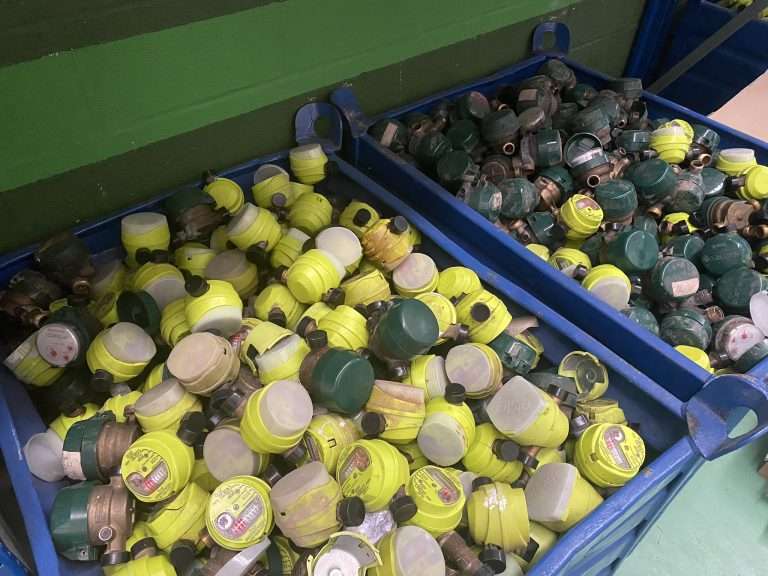 Dos millones de contadores de agua antiguos se tendrán que sustituir en menos de un año