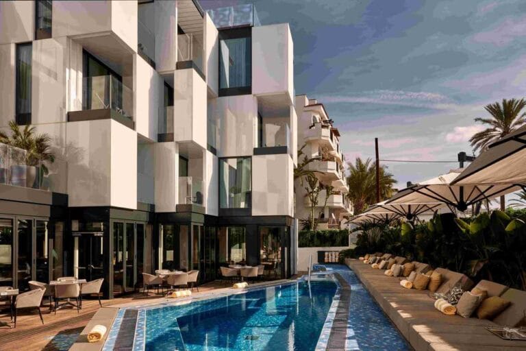 AX Partners compra el Hotel Sir Joan de Ibiza e invertirá hasta 28 M€ para convertirlo en el primer NH Collection de las Baleares