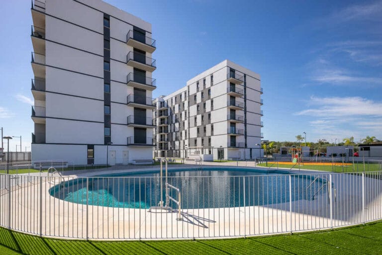 Vía Célere y Aliseda sellan un acuerdo para la permuta y gestión conjunta de terrenos en la antigua fábrica de Cruzcampo de Sevilla