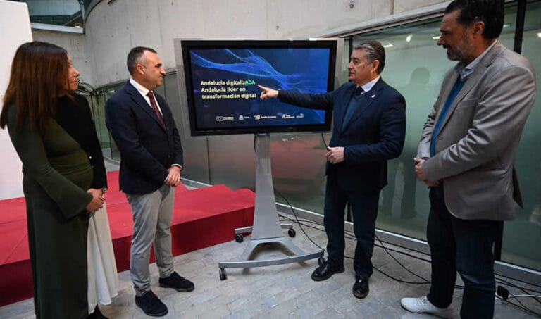 La Junta pone en marcha ADEL, la nueva plataforma de Administración Digital para entidades locales