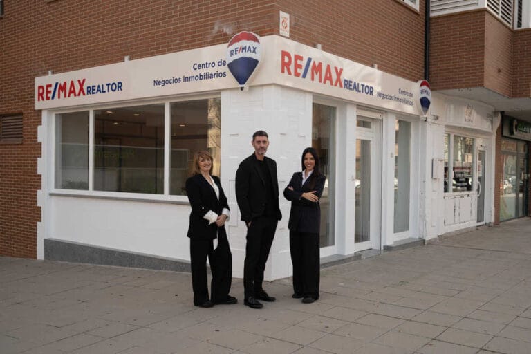 REMAX REALTOR CELEBRA SU PRIMER ANIVERSARIO