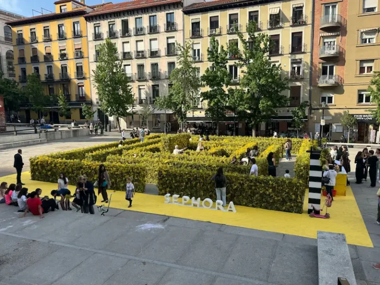 Sephora llena Madrid de flores para celebrar a las madres