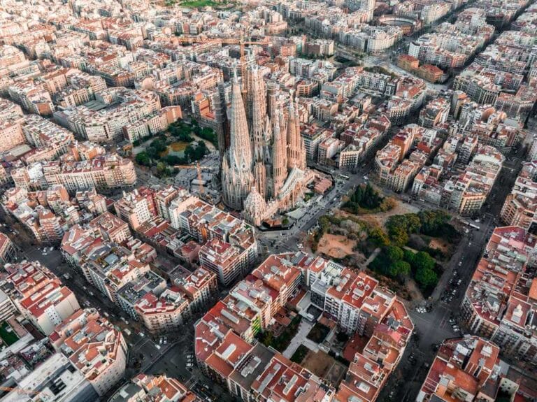 Vecinos Felices alerta del impacto negativo de la reforma fiscal sobre el mercado inmobiliario en Cataluña