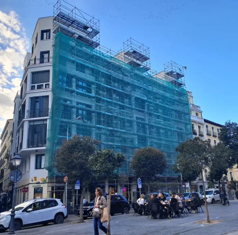 Solo el 9% de los españoles ha aislado mejor su vivienda para reducir el consumo energético, frente al 14% de la media europea