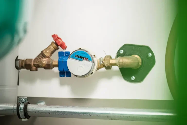 Multas de hasta 5.000 € si no se sustituyen los contadores de agua obsoletos antes de septiembre