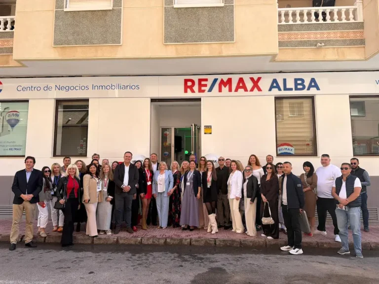 REMAX Alba impulsa el mercado inmobiliario en Torrevieja