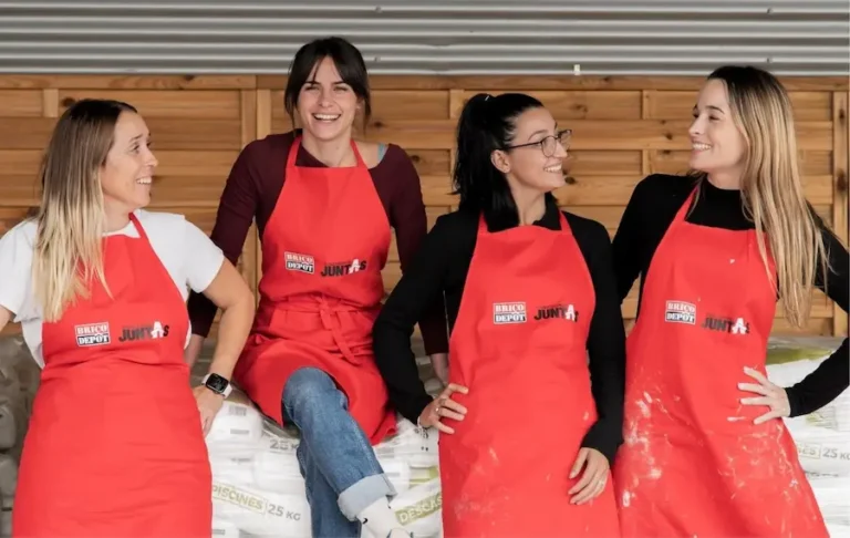 Brico Depôt impulsa un directorio de mujeres de la construcción