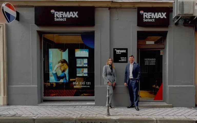 centro de negocios inmobiliario REMAX
