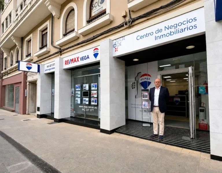 apertura inmobiliaria en Torrelavega